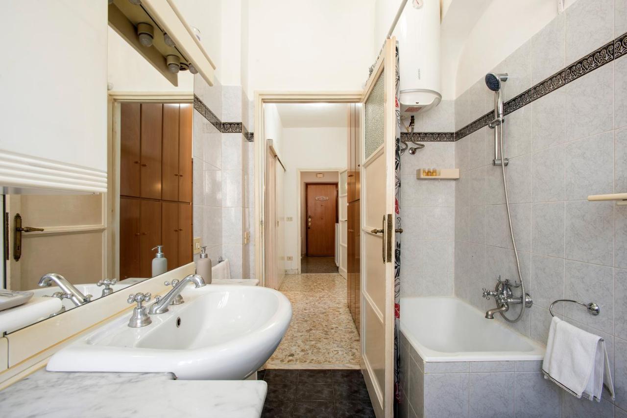 Art Of Living - Suite Elegante Nel Cuore Di Roma Eksteriør billede
